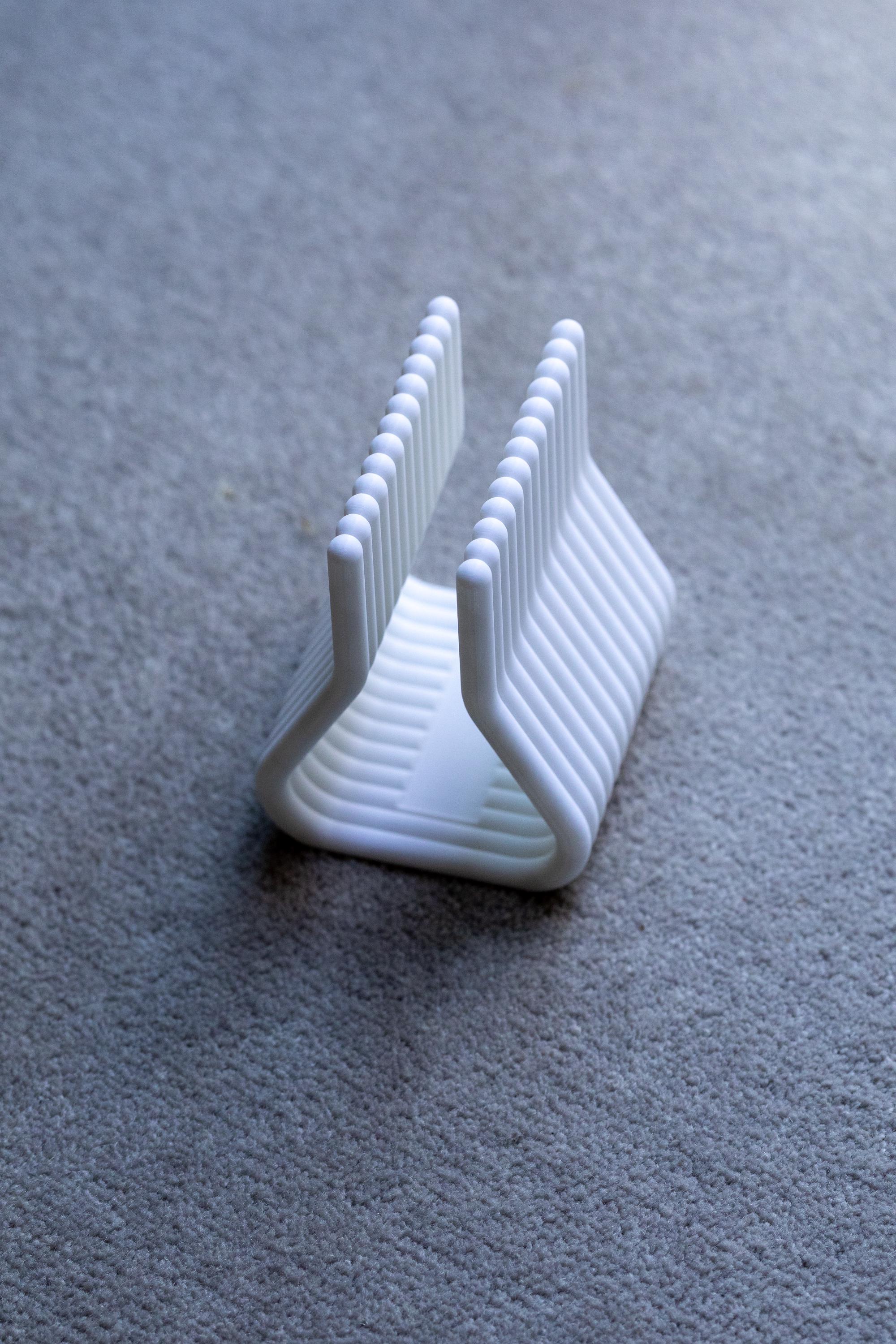 Vertical Laptop Stand I Laptop Dock Station I MacBook Stand I Laptop Holder I MacBook Dock I Minimalist MacBook Desk Organizer I 3D Printed