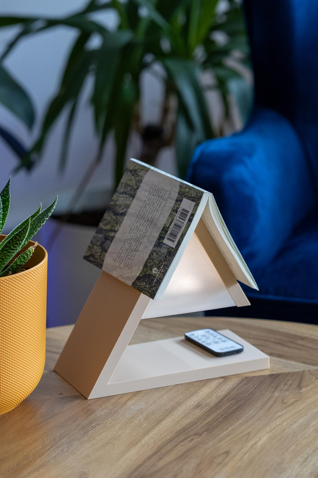 3D Printed Book Lamp: Bedside Light & Bookmark Stand - Gift for Book Lovers