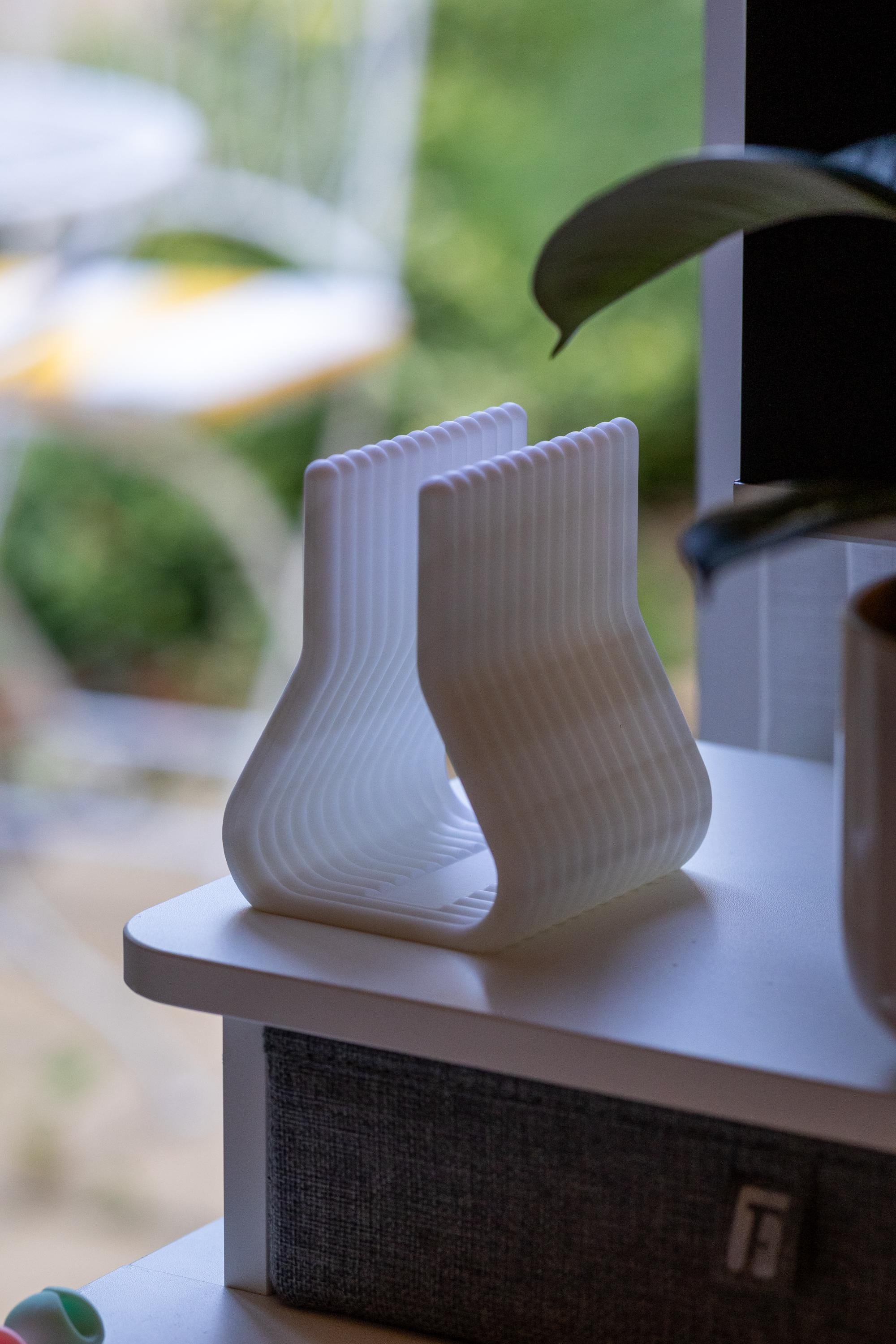 Vertical Laptop Stand I Laptop Dock Station I MacBook Stand I Laptop Holder I MacBook Dock I Minimalist MacBook Desk Organizer I 3D Printed