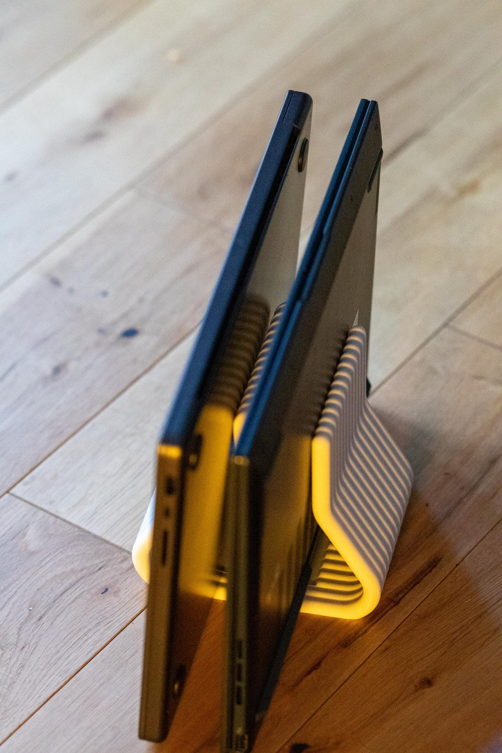 Double Vertical Laptop Stand: Minimalist MacBook Desk Organizer 3D Printed